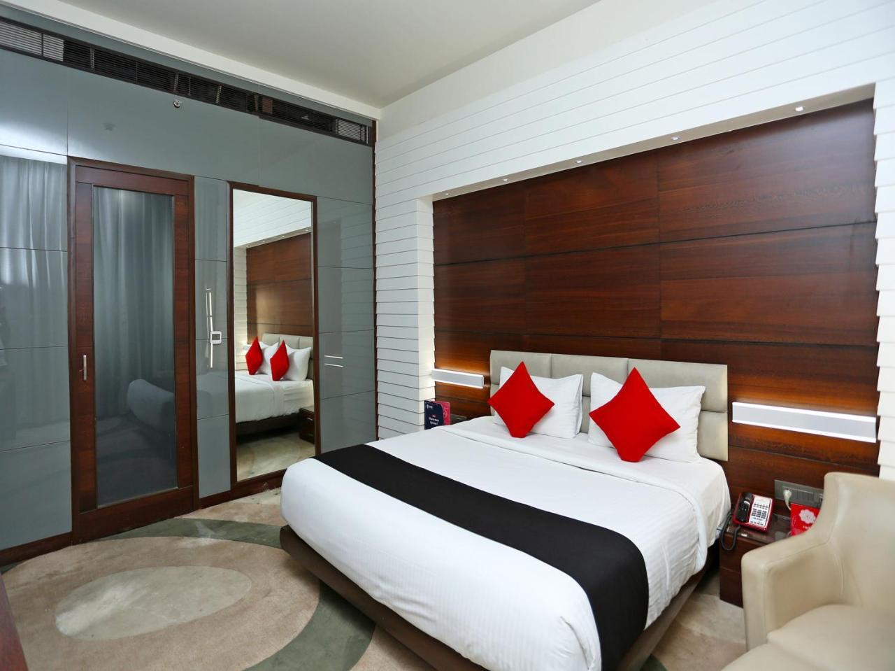 Golden Blossom Imperial Resorts Лакхнау Экстерьер фото