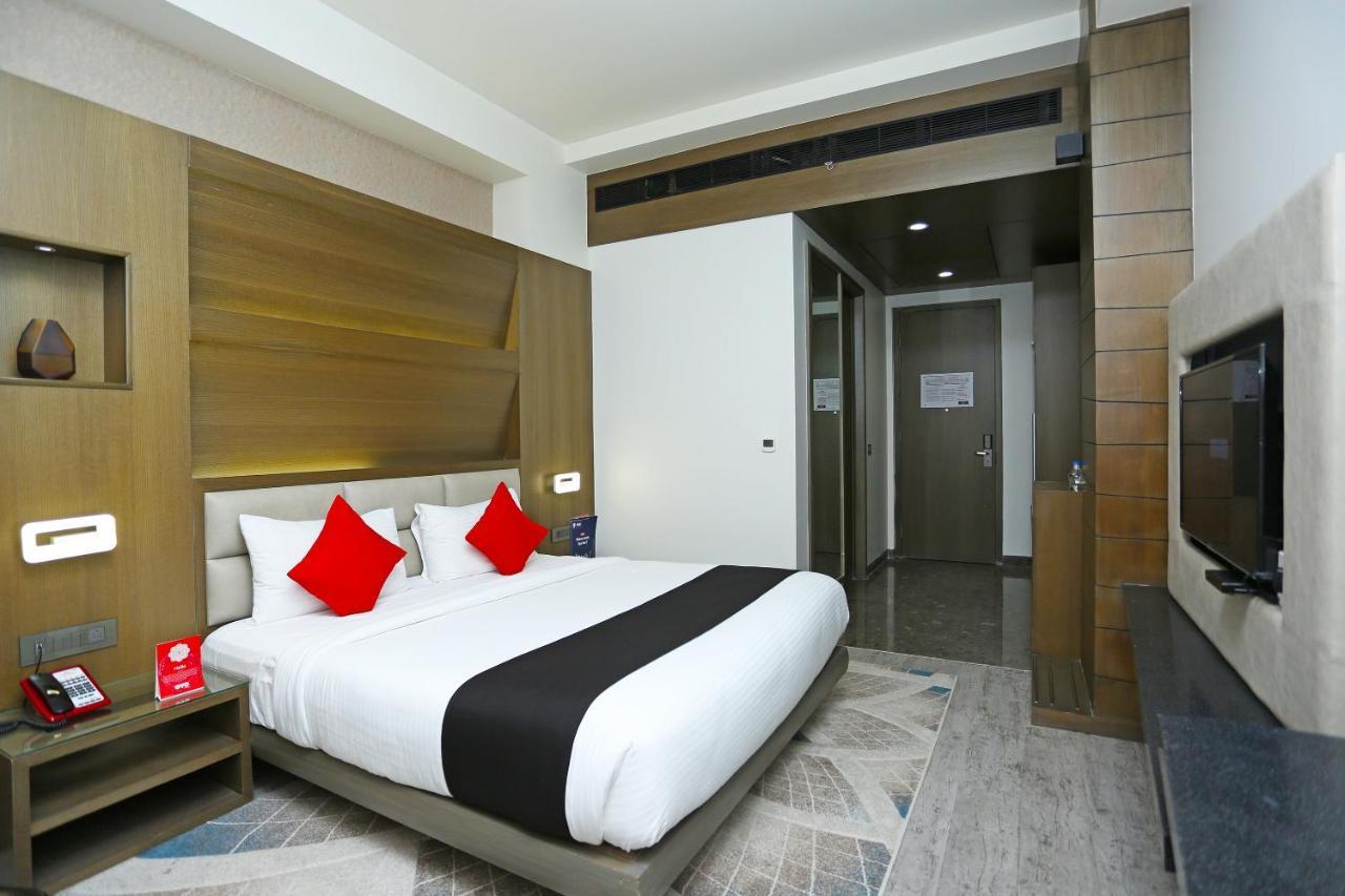 Golden Blossom Imperial Resorts Лакхнау Экстерьер фото